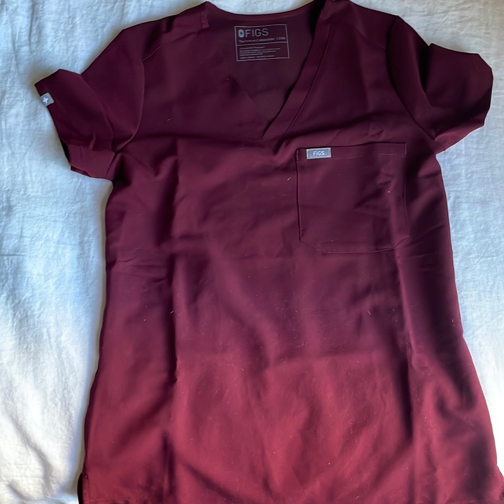 XXS scrub top